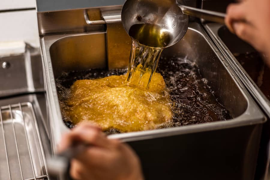 04.05.2022; Zürich: Küchenchefin Jeslyn Teoh vom Restaurant âDer Wilde Kaiser Wienzeileâ. © Valeriano Di Domenico