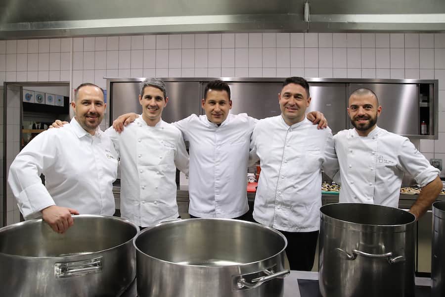 LUGANO, 29.05.2022 - Luca Bellanca, Cristian Moreschi, Domenico Ruberto, Ambrogio Stefanetti & Diego Della Schiava. Galaabend vor der GV Grandes Tables Suisse 2022 im Hotel Splendide Royal in Lugano. copyright by www.steineggerpix.com / photo by remy steinegger