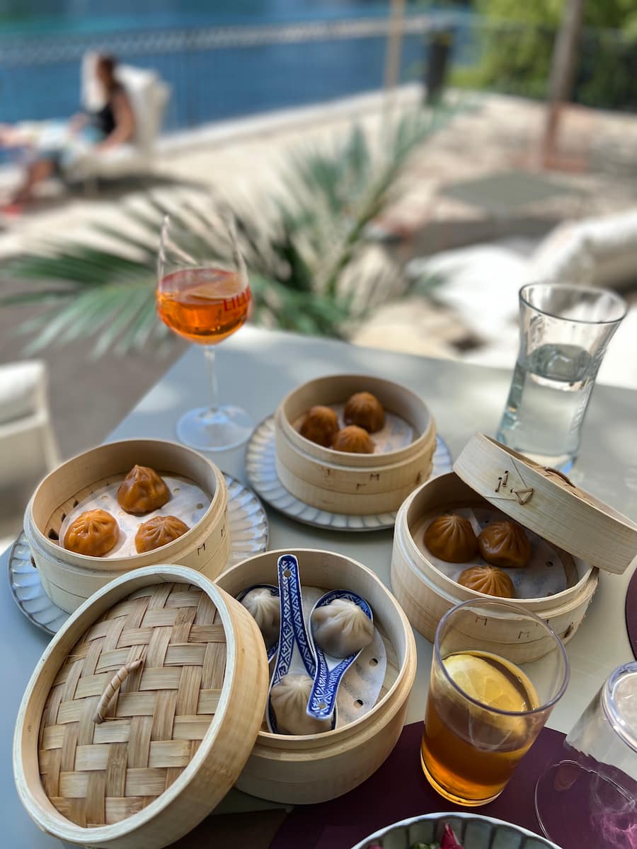 MADAME-SUM-FOURSEASONS-GENEVE-GAULTMILLAU-CHANNEL