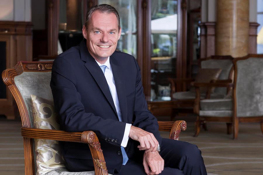 Innenansicht Smithuis, Michael (GM General Manager) in der Grand Hall. Fairmont Le Montreux Palace Montreux, 18.1.2017 © HO Michael Smithuis, neuer Präsidenten, Swiss Deluxe Hotels © HO