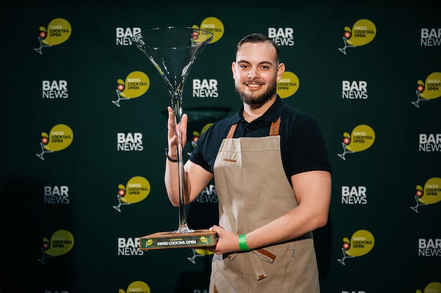 Valentin Aleksandrowicz Njorden barman cocktails