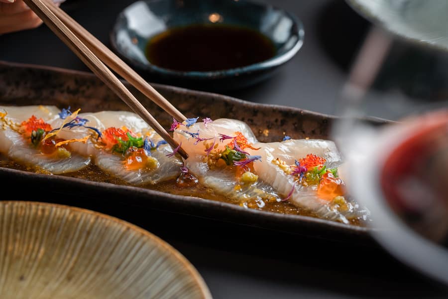 GAULTMILLAU-CHANNEL-GENEVE-COLOGNY-LION-DOR-GAKU