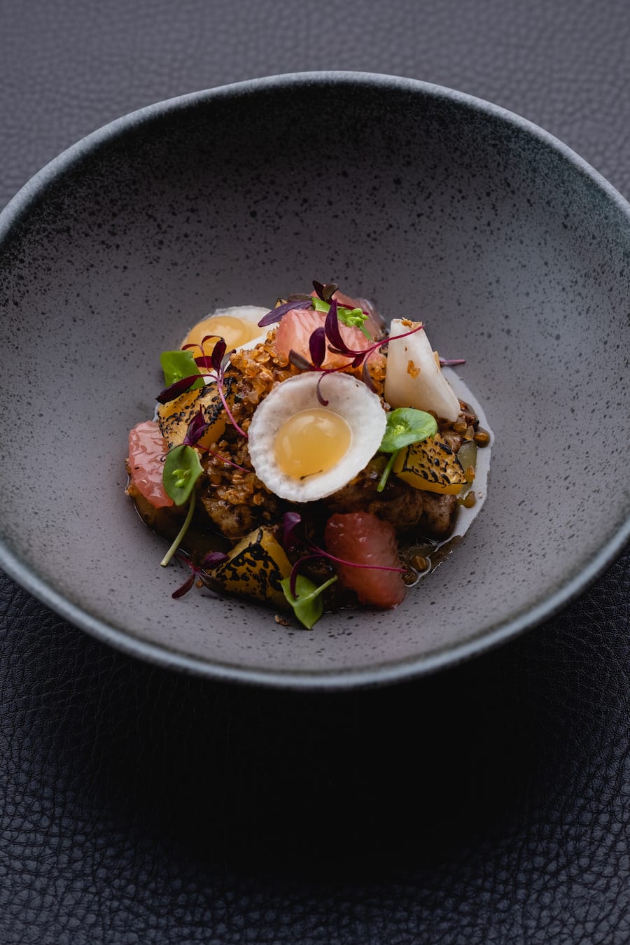 Repas, Biel, Vorspeise, Kalbsmilken mit Rübe, Grapefruit, Buchweizen und Sarriette