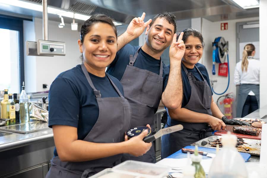 Epicure mit Prateek Sadhu, Prateek Sadhu mit seinem Team