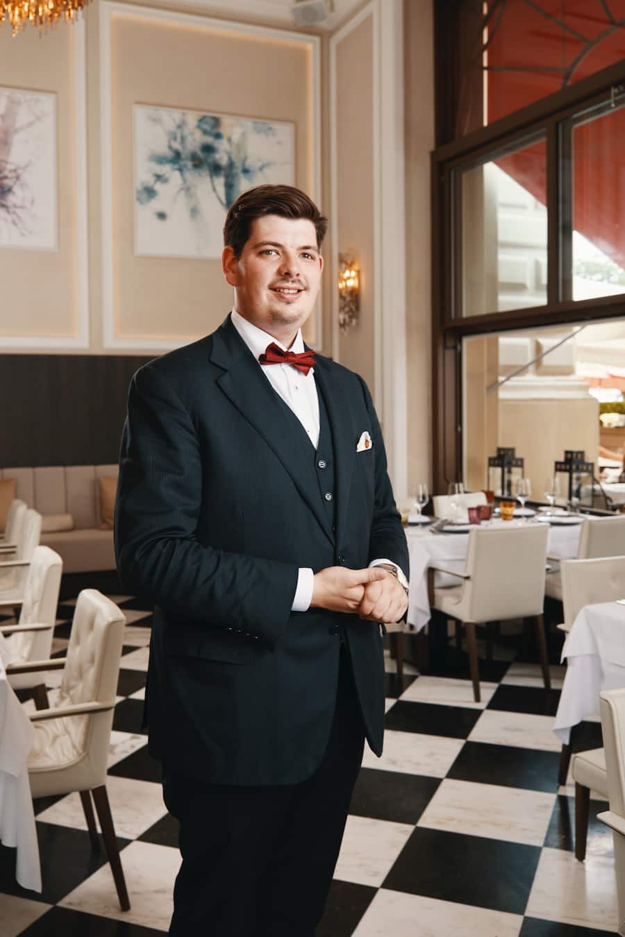 Klingler's Ristorante im Grand Hotel NationalHaldenstrasse 46006 LuzernChef de Service: Chris da Col