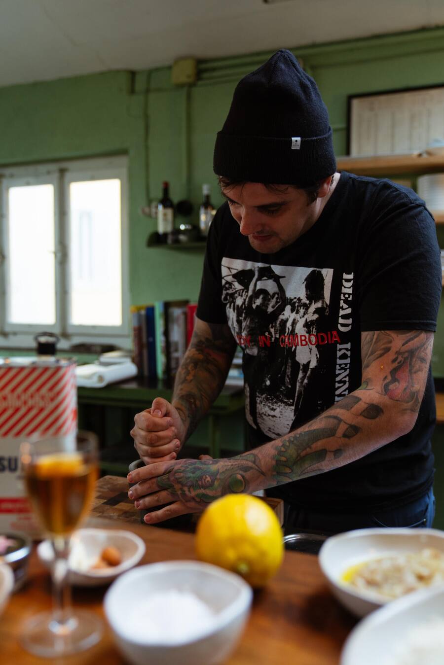 Oscar de Matos, Chefkoch Maihöfli Luzern, kocht mit Luma Fleisch - Freitag, 29.1.2021 - Copyright Olivia Pulver Oscar de Matos, Maihöfli, Luzern, Luma © Olivia Pulver