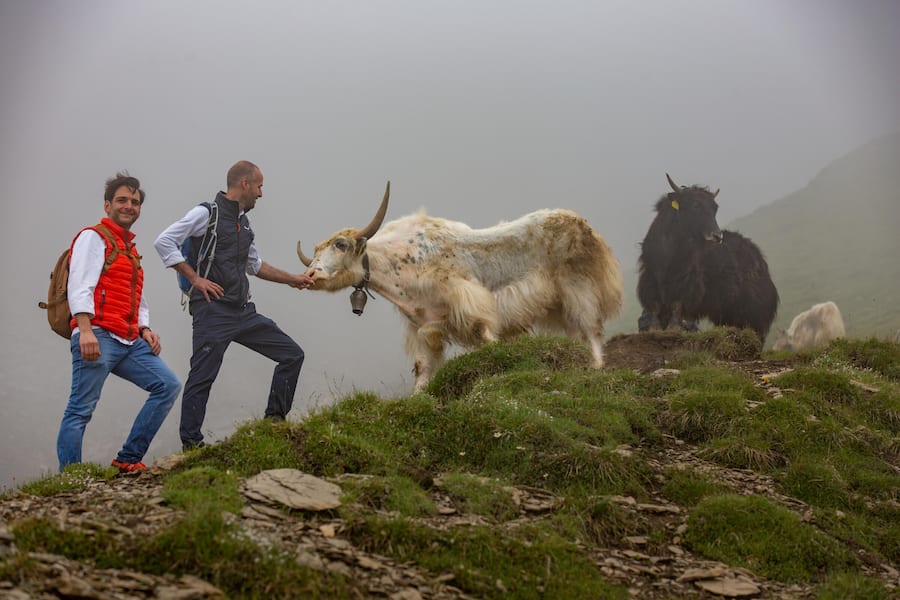 Küchenchef Silvio Wieland (l) mit Hausherr vom Alpenland Michael Ming (r)