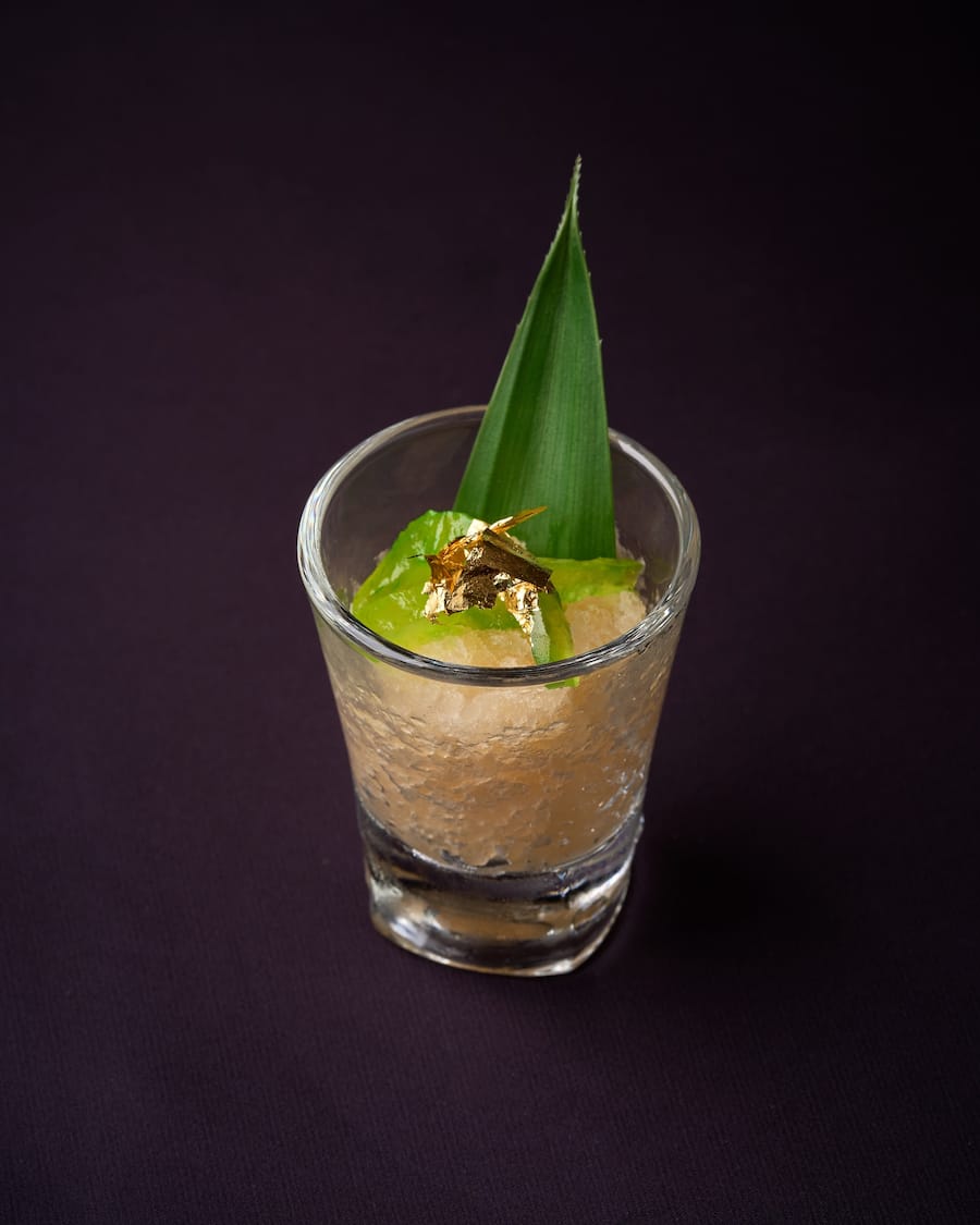 Gericht Ko-Rat Melon Granita von Chatsorn im Sindhorn Kempinski Hotel Bangkok 2022
