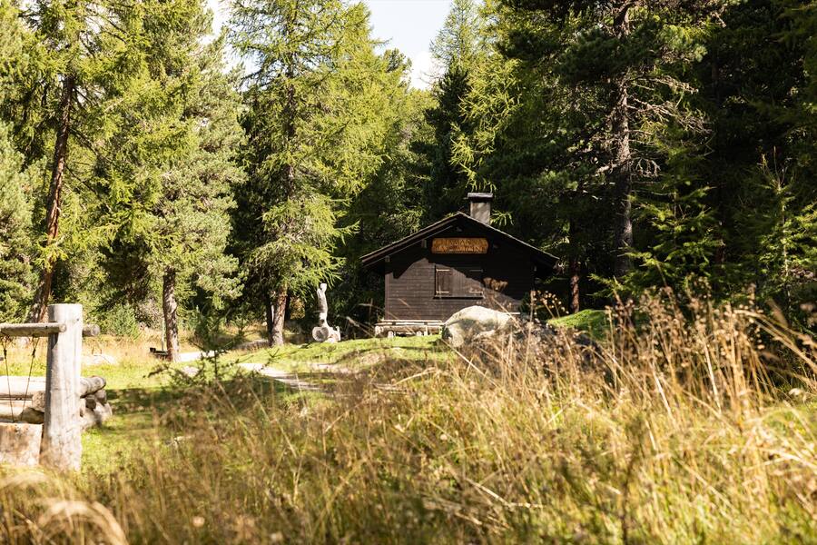 Luxushotel Suvretta House in St. Moritz von aussen 2022