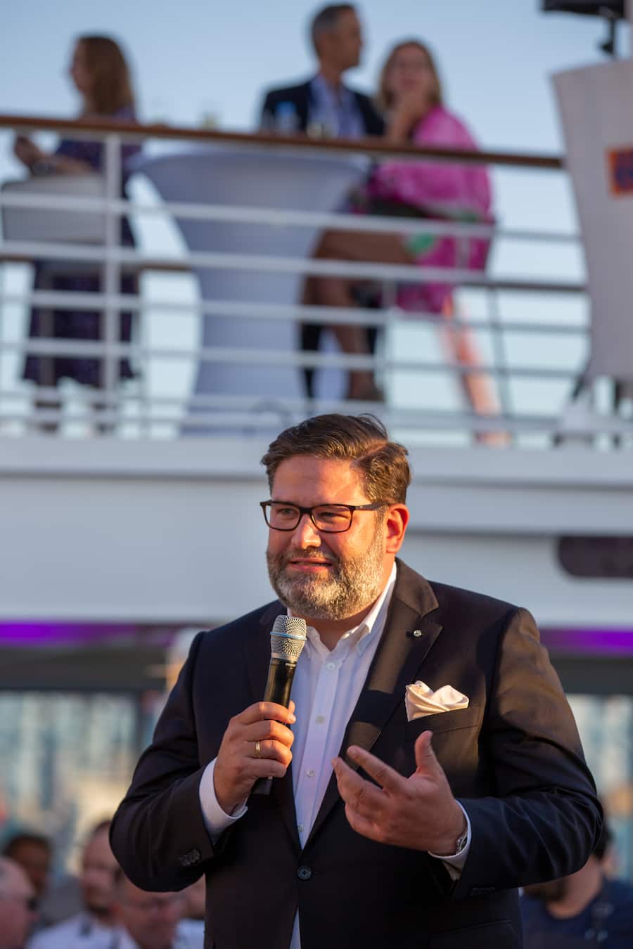 MS Europa Schiff Julian Pfizner CEO von Hapag Lloyd Cruises