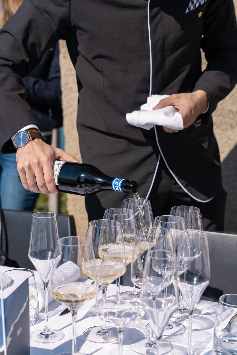 Repas dans les vignes