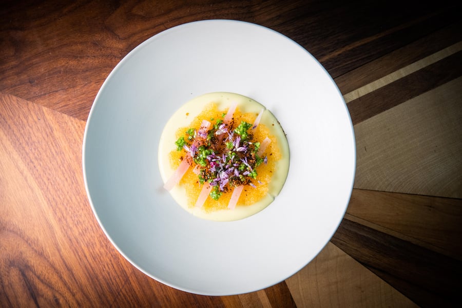 Grand Ressort Bad Ragaz 2021: Sven Wassmer: Kartoffel-Flan Sven Wassmer, Grand Resort Bad Ragaz, Bad Ragaz, Masterclass © Thomas Buchwalder