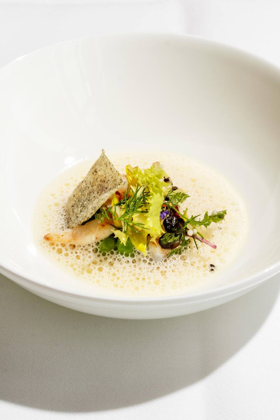 Garden Party 2022, Grand Resort Bad Ragaz, SG, Fabio Toffolon, Ãusseren Stand, gebratene Swiss Shrimp mit Vin Jaune Sauce und Kräuter-Salat