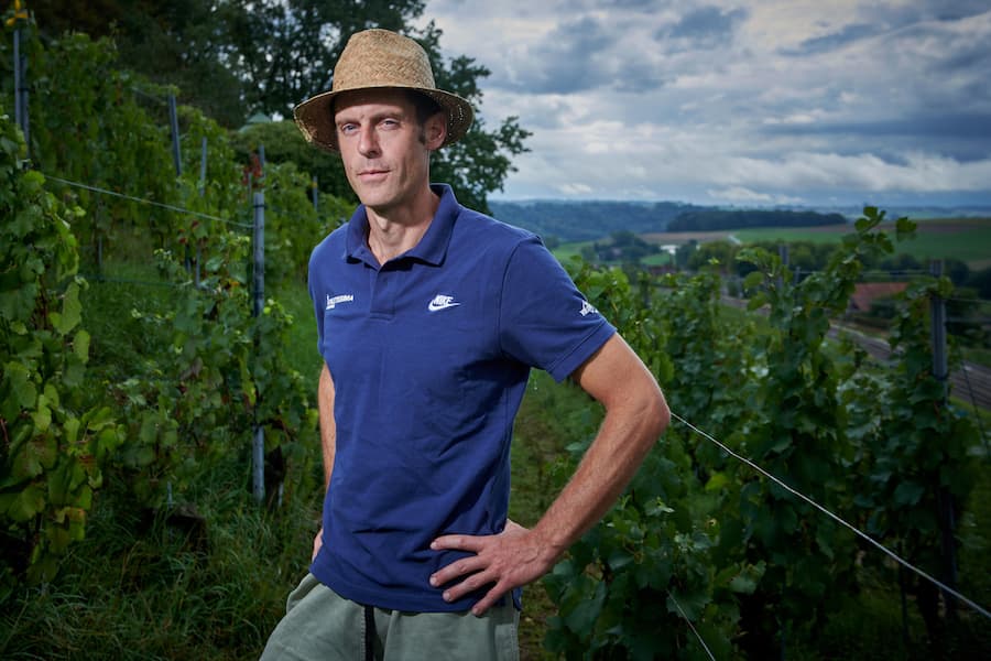 La Sarraz,, le 15 septembre 2022, CAVE PFUSIS STEVE BETSCHEN ,vigneron encaveur © sedrik nemeth