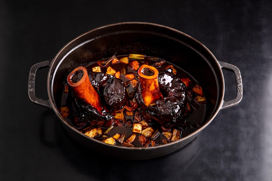 Die Bilder dürfen im Zusammenhang mit dem Buch «Seven Kitchens»! Das Kochbuch von Mike Wehrle verwendet werden. Copyright liegt bei Michael Wissing