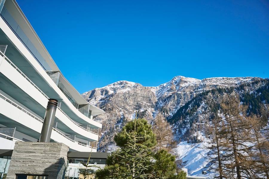 7132 Hotel Vals