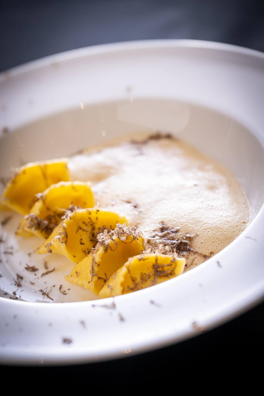 Gourmet-Tour Tschuggen Hotel 2023: Parmesan-Ravioli by Marco Campanella