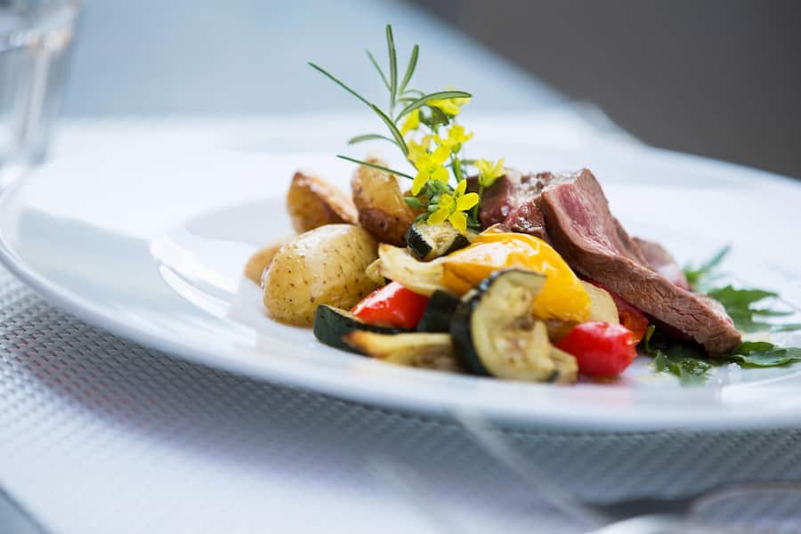 GM_il Grano_Tagliata Rindsfilet mit Olivenöl, Meersalz und Ofengemüse