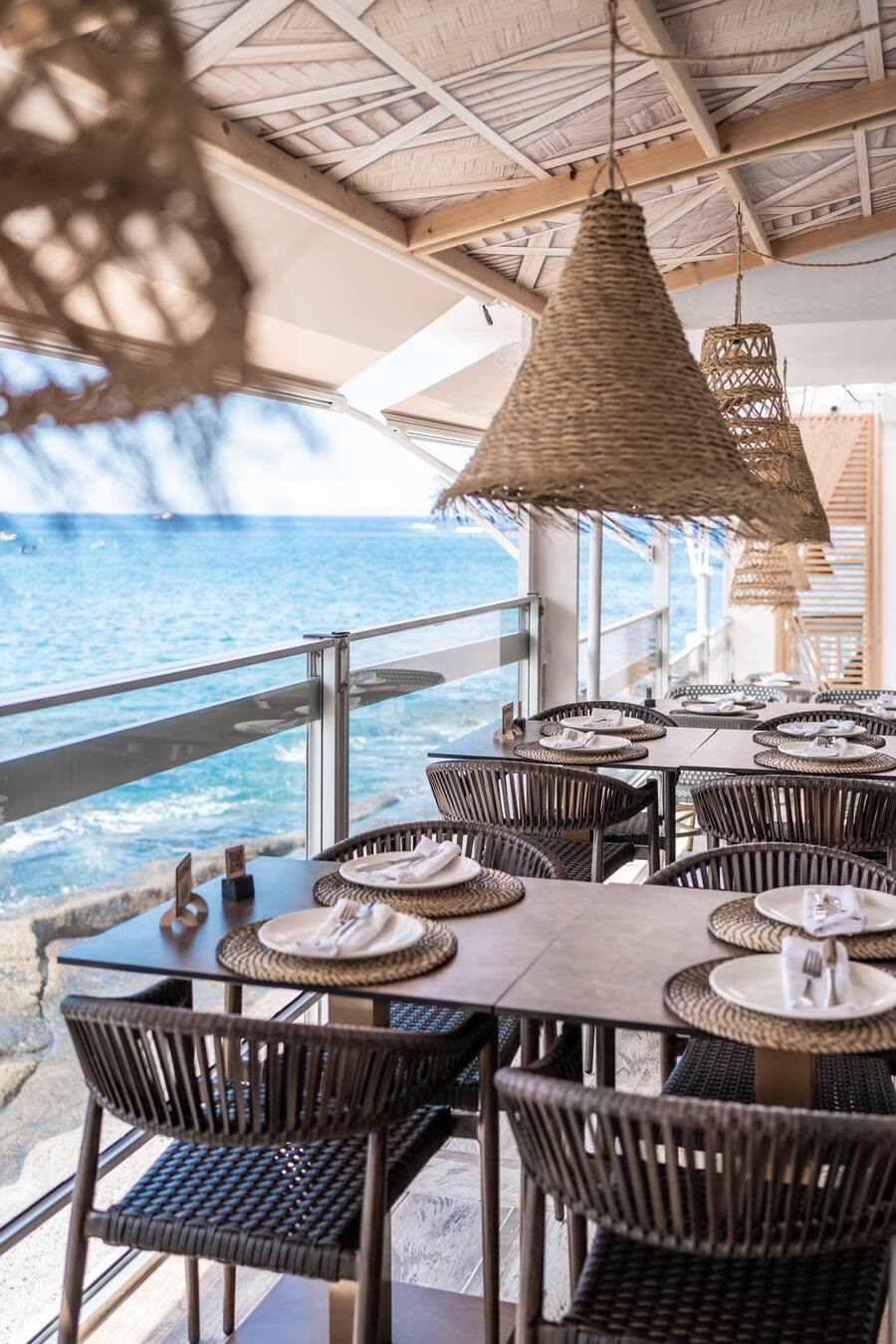 PDF an simona.pollastri3@gmail.com Restaurante La Caleta, Calle El Muelle, 19. La Caleta, Tenerife, Kanarische Inseln, ESP