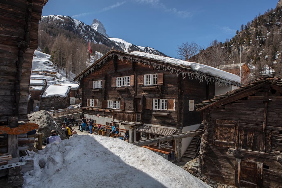 Zum See, Zermatt: Fischsuppe in der Bergbeiz | GaultMillau
