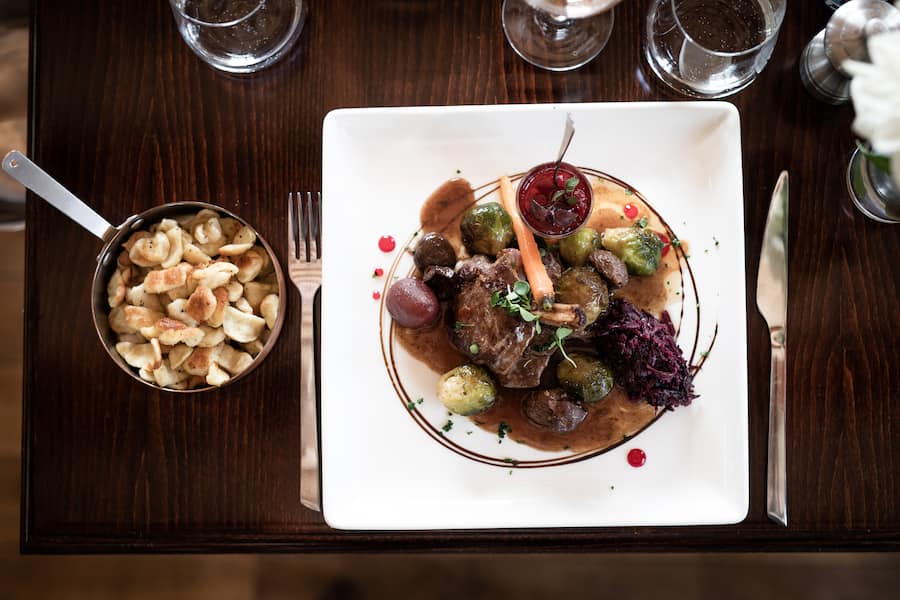 GAULTMILLAU-CHANNEL-GENEVE-COLOGNY-LA-BELOTTE