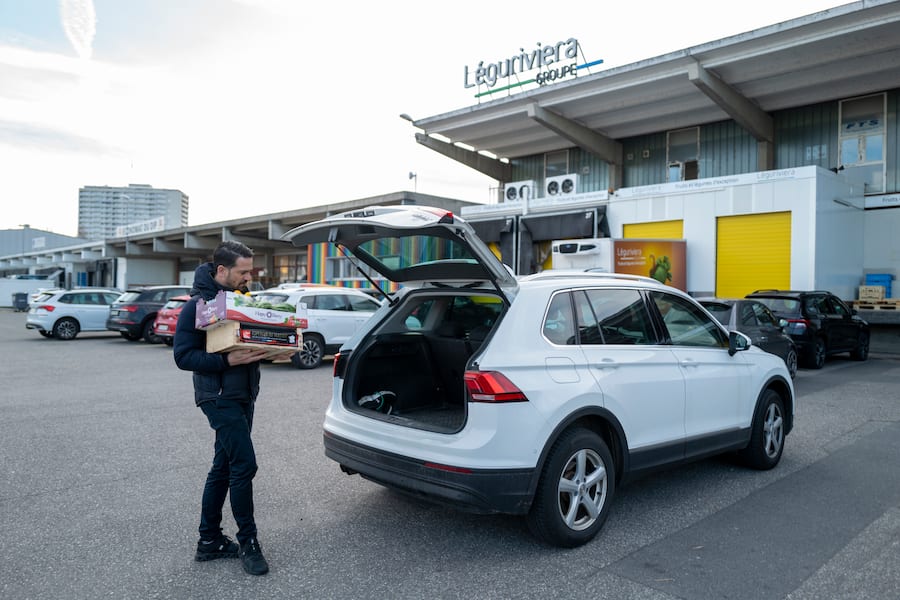 16.03.2023 Geneve - Pub reportage. partenariat G&M. Leguriviera avec Top Chef Yoann Caloue ( Cafes des Banques ). Copyrights vendu a Leguriviera.