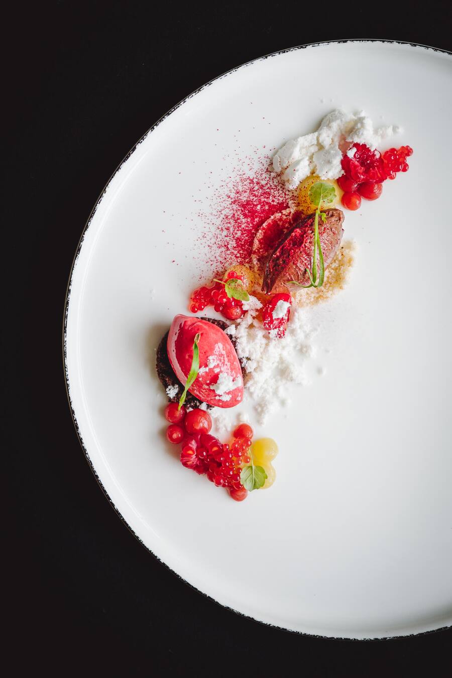 Himmbeere, Fenchel, Schokolade - Tobias Hösli, Chefkoch, Marktküche Zürich (Veganes Restaurant) - 12. Juli 2020 - Copyright Olivia Pulver Marktküche, Restaurant Marktkueche, Tobias Hoesli, Fooby Porträt © Olivia Pulver