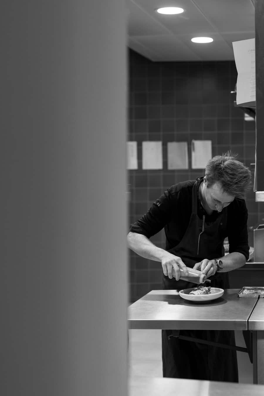 Birdy's by Achtien, Brunnen - Christian Vogel - April 2023 - Copyright Olivia Pulver