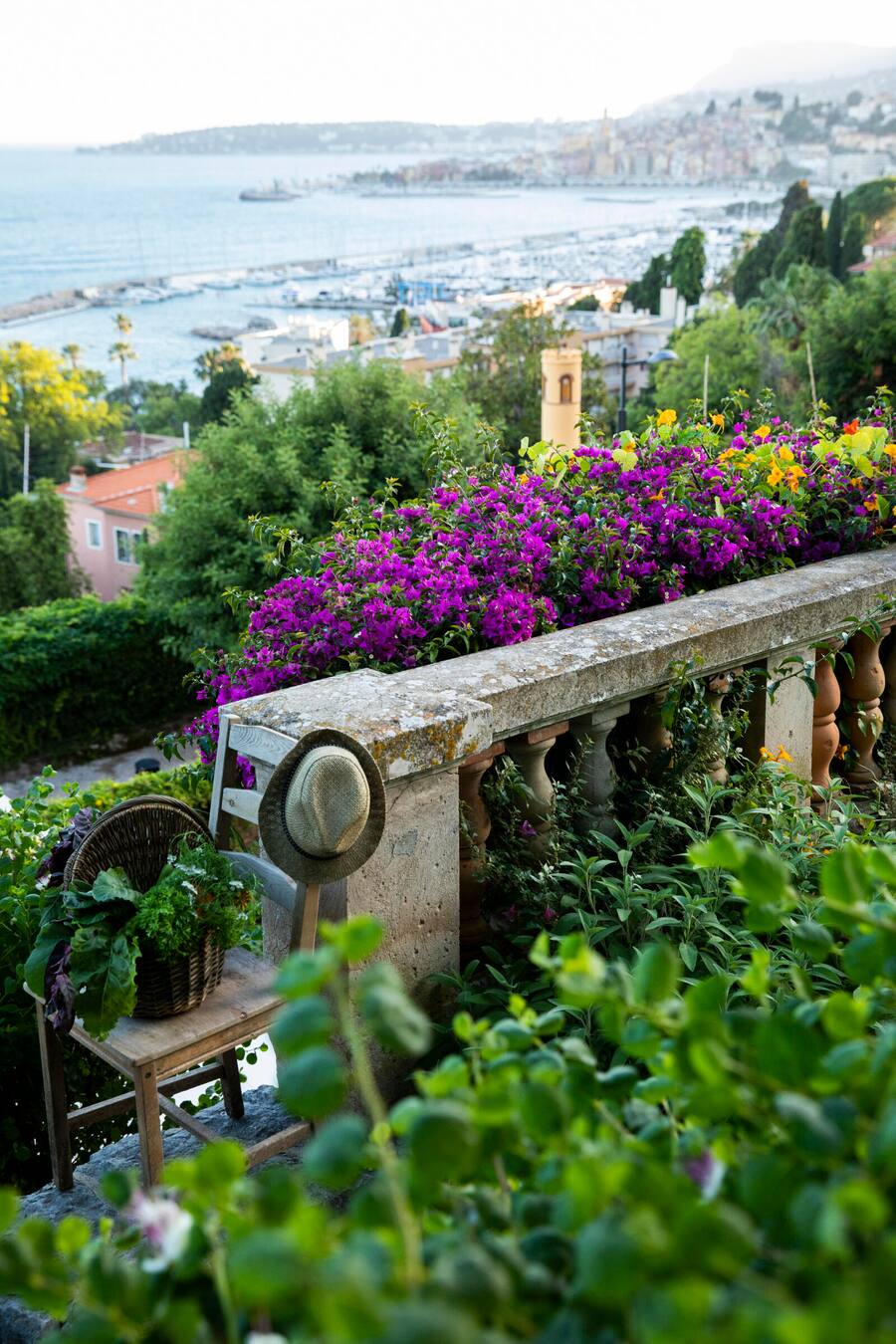 Mirazur, Menton, France, Mauro Colagreco © Matteo Carassale Le Jardin, der Garten © HO diverse Bylines Fotoagraf erwähnen SILVERSEA® COLLABORATES WITH WORLD-RENOWNED MIRAZUR RESTAURANT TO UNLOCK EXCLUSIVE S.A.L.T. EXPERIENCE ON THE FRENCH RIVIERA