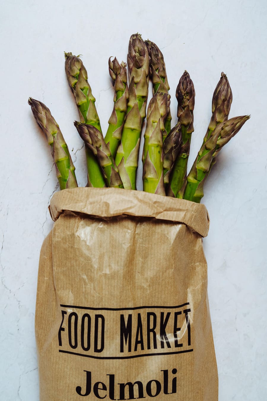 Spargeln von Caspar Ruetz im Jelmoli in Zürich