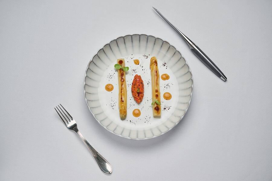 Le chef Guy Ravet du Grand Hôtel du Lac ouvre son restaurant gastronomique "Emotions", photographié le mercredi 3 mai 2023 à Vevey. (© Gabriel Monnet)