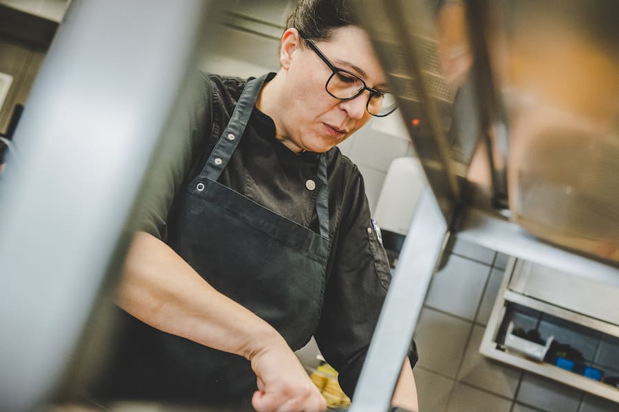 Michèle Meier kocht mit Guy Ravet und Oscar de Matos im LUCIDE Luzern 2023