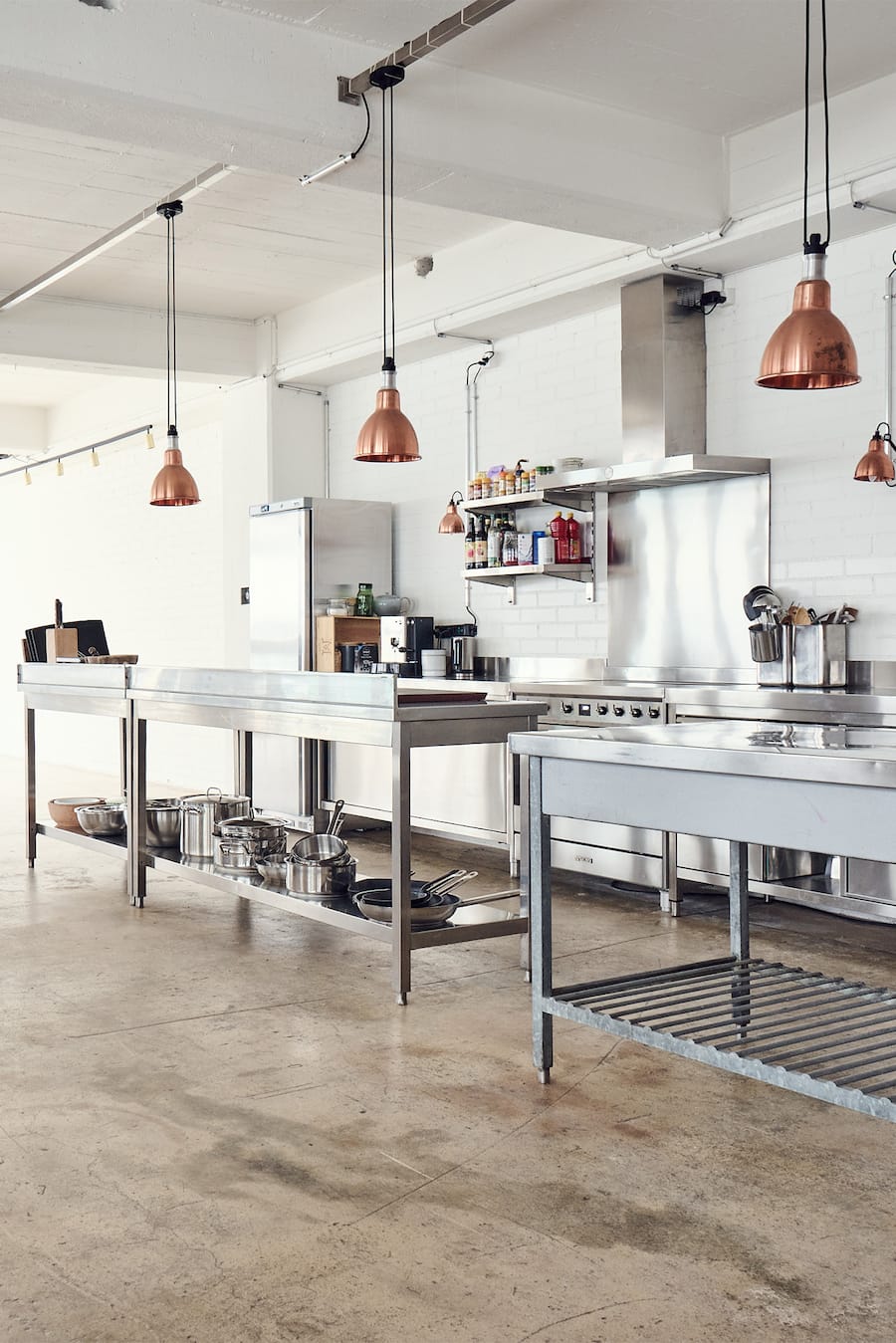 Neon Studio Lukas Lienhard