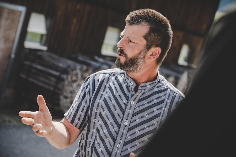 Dario Bianchi besucht mit Gilad Peled Chef vom Mandarin Oriental Luzern, die Lammzucht von Hans und Irene Hohl 2023