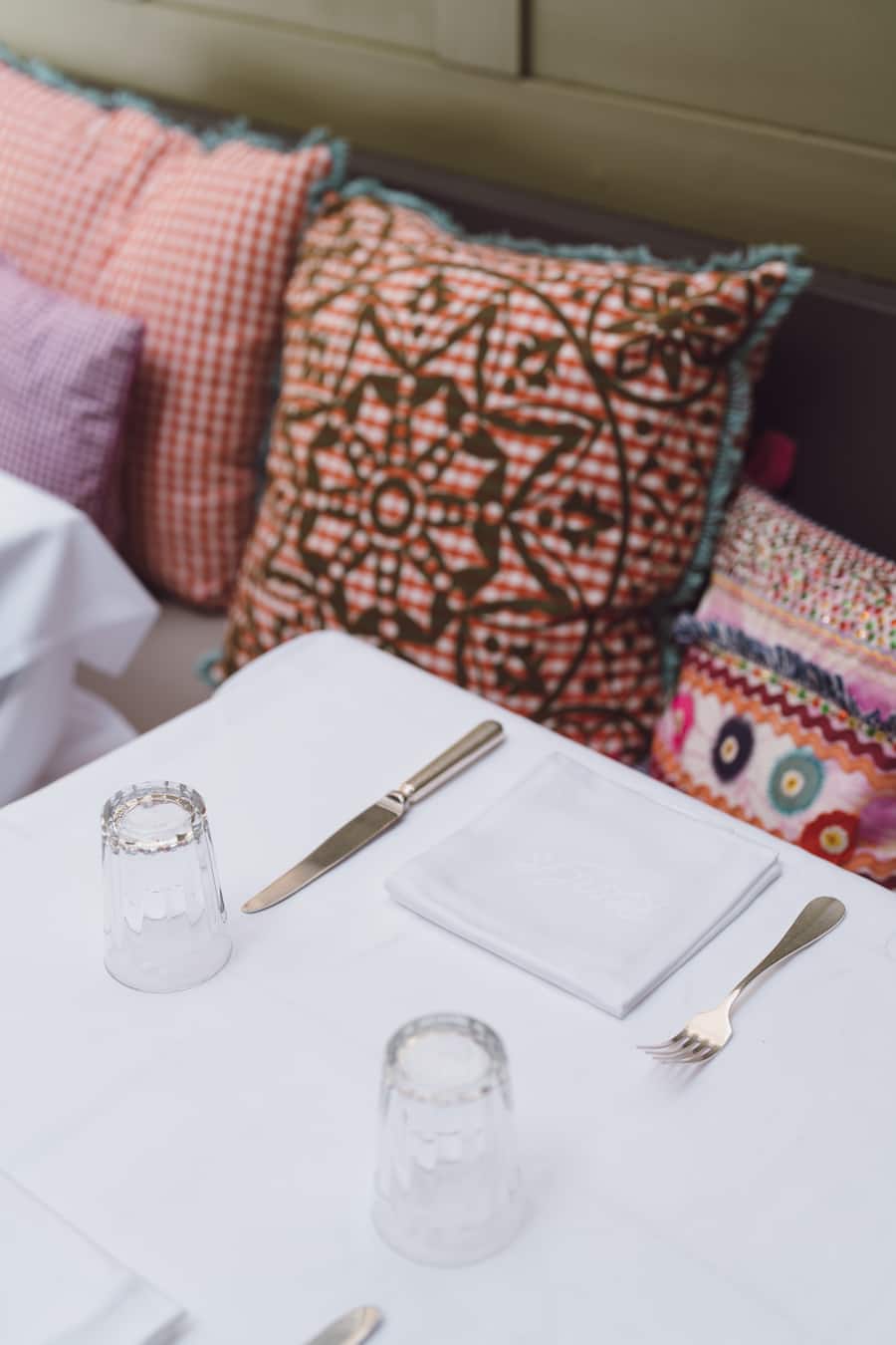 Fabio Lombardi (Küchenchef Rosaly's Zuerich) bereitet verschiedene Stücke von Luma Delikatessen zu - 06/2023 - Copyright Olivia Pulver