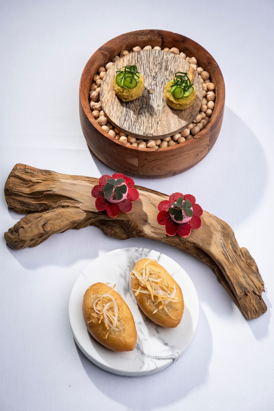 La trilogie d'amuse-bouche présenté par Gerbert Wyss retaurant