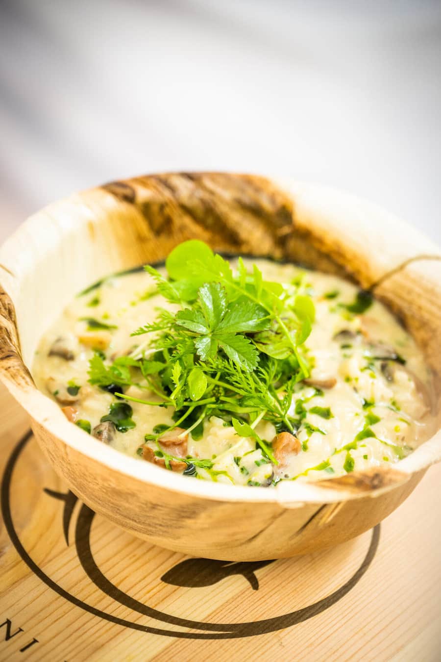 Mercato del Gusto 2023: Mattias Roock: Risotto Terreni alla Maggia mit saisonalen Pilzen und Sbrinz