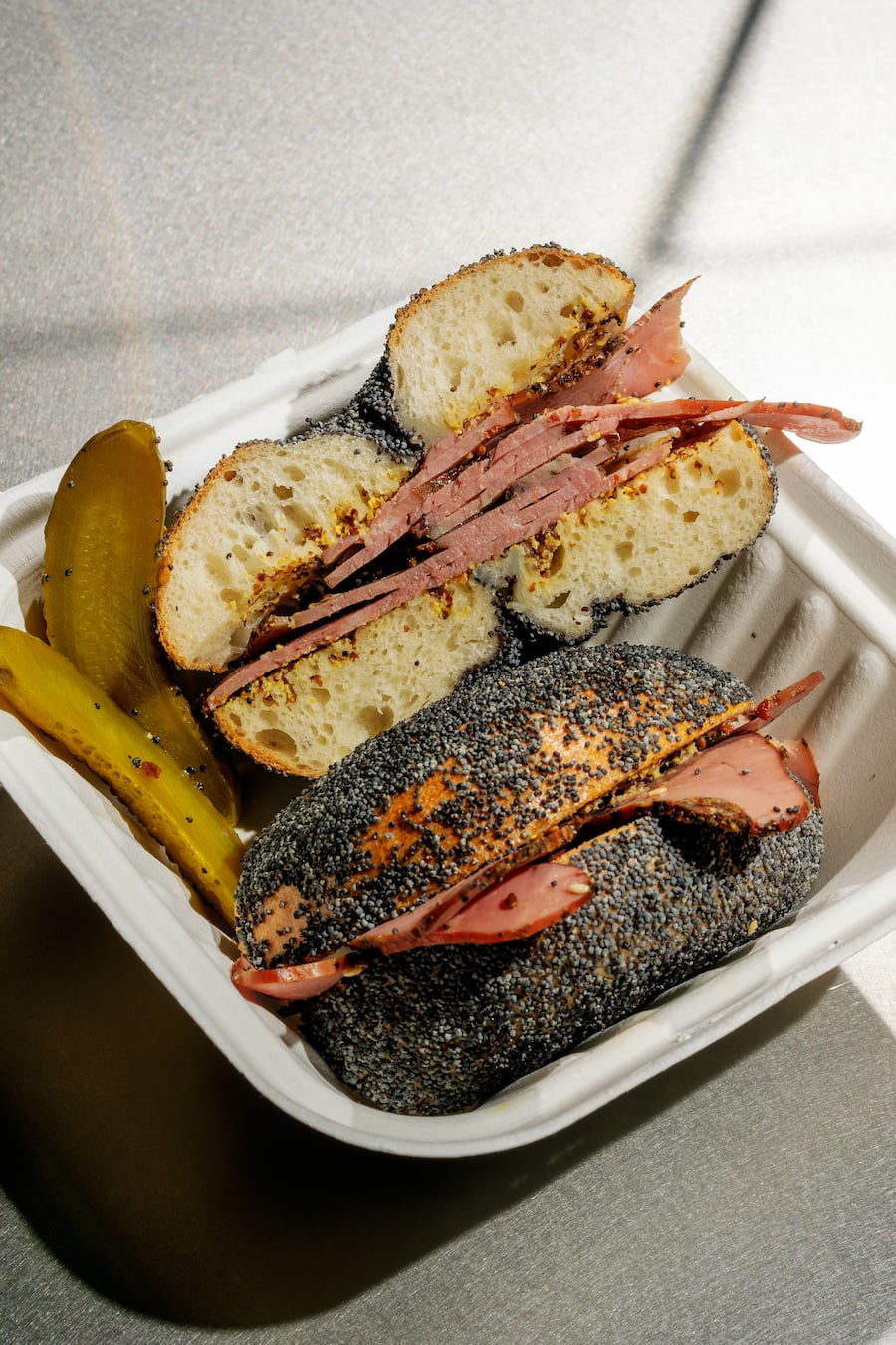 The Bagel Shop Zurich mit Pastrami