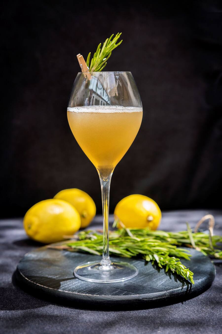 GAULTMILLAU-CHANNEL-GENEVE-EL-MERCADO-EASTWEST-HOTEL