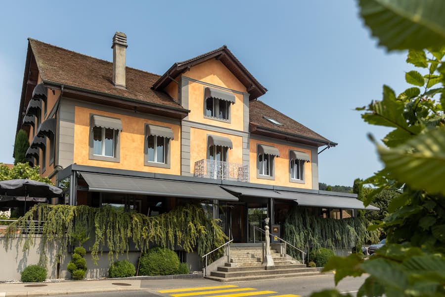 Besuch bei dem Restaurant 'La Table de Suter', Chef Pierrick Suter,Lieblingsrlokal von Bundesrat Guy Parmelin. Fotografiert am 29.06.2023 in Lucens AUSSENAUFNAHMEN