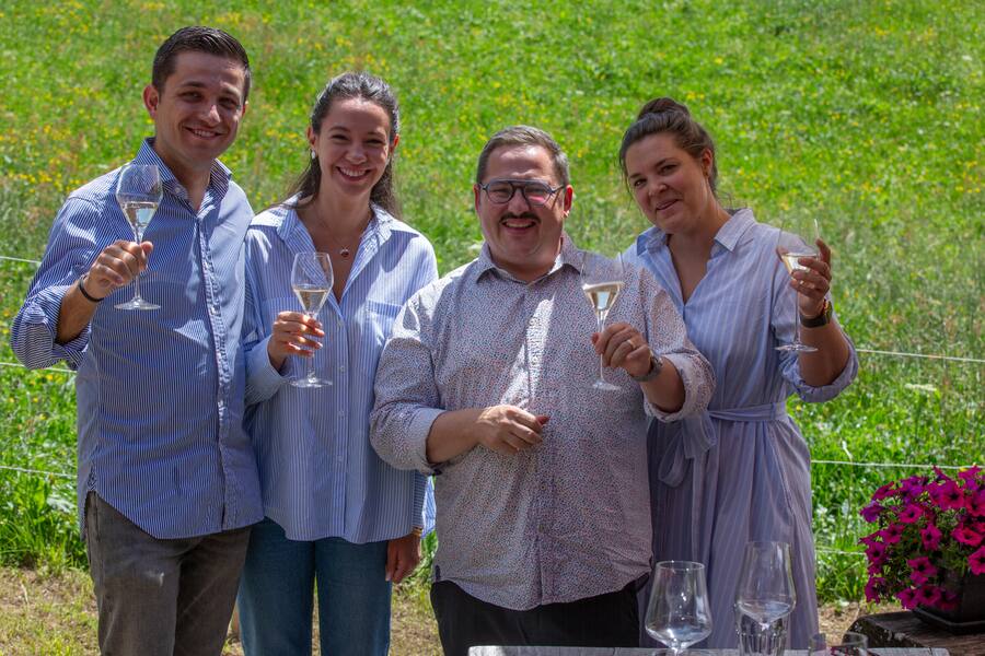 v.l. Mathieu Quetglas mit Frau?, Benoit Carcenat mit Frau?