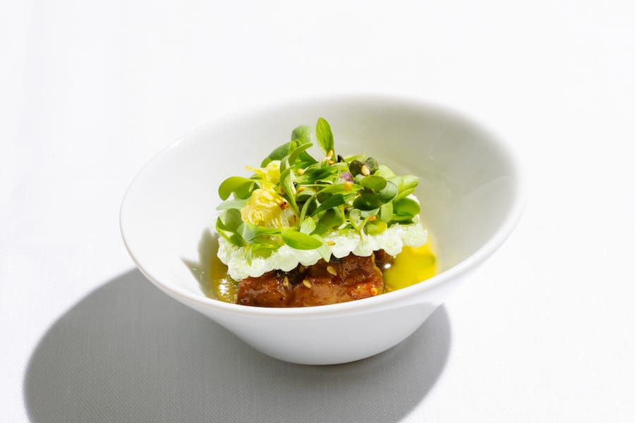 André Wehrstett – «Asia»-Spareribs, GaultMillau Hotel des Jahres 2024