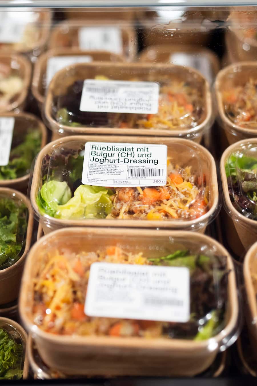 30.06.2023; Luzern: Andrea Troxler No-Food-Waste; Uebersicht Markthalle Luzern. © Valeriano Di Domenico