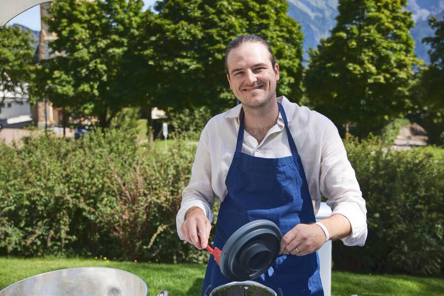 Gault Millau Garden Party 2023 Mercedes Benz Noah Bachofen