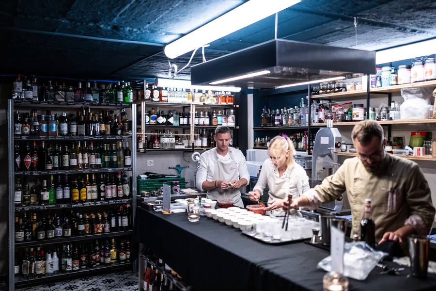 27.08.2023; Zürich: Kitchen Party in der Bar am Wasser mit Patrick Mahler . © Valeriano Di Domenico
