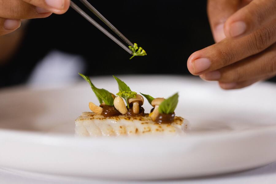 Pressebilder, Reportage über Maryia Un Noun, Köchin, Smiling Gecko, Kambodscha, 2023