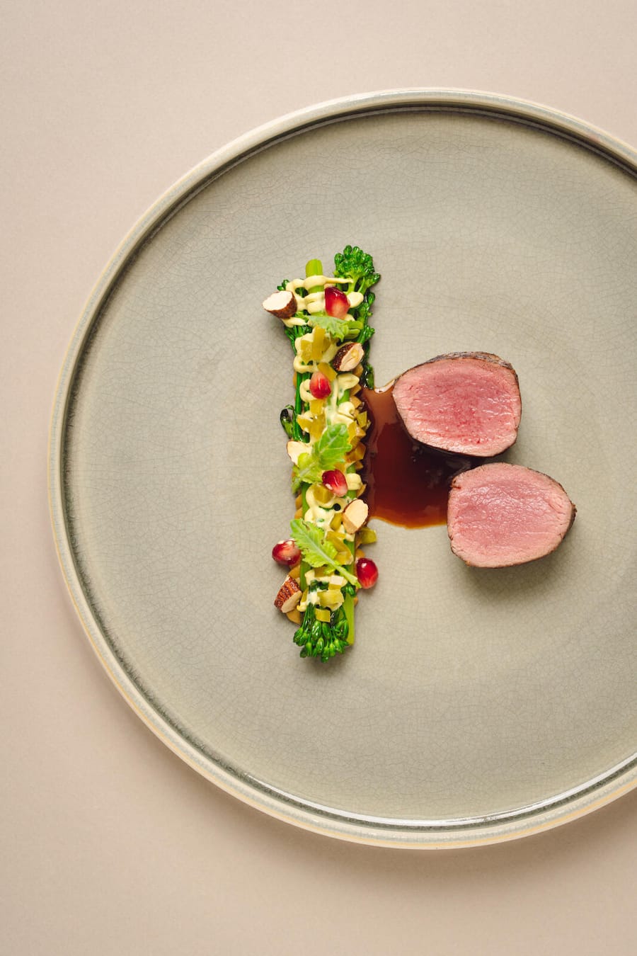 Reh, Brokkoli - Restaurant Brücke, Niedergösgen (SO), Thomas Messerli, Küchenchef - - 07/2023 - Copyright Olivia Pulver