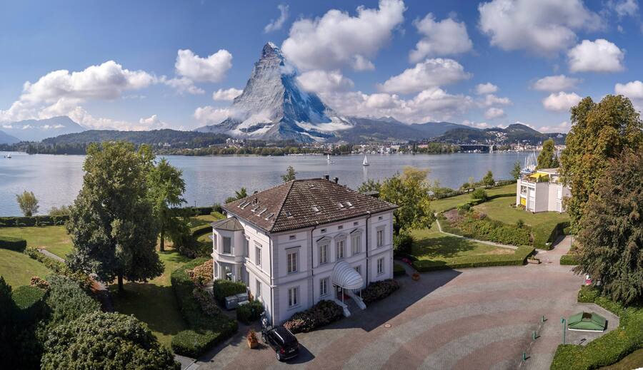 VILLA Schweizerhof, Restaurant in Luzern, LU mit Matterhorn Montage!Â