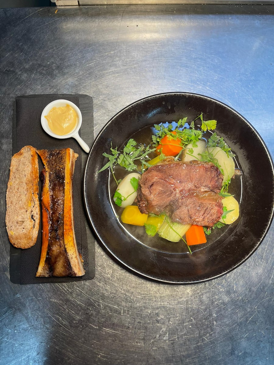 2-POTES-O-FEU-GAULTMILLAU-CHANNEL-GENEVE-CHENE-BOURG