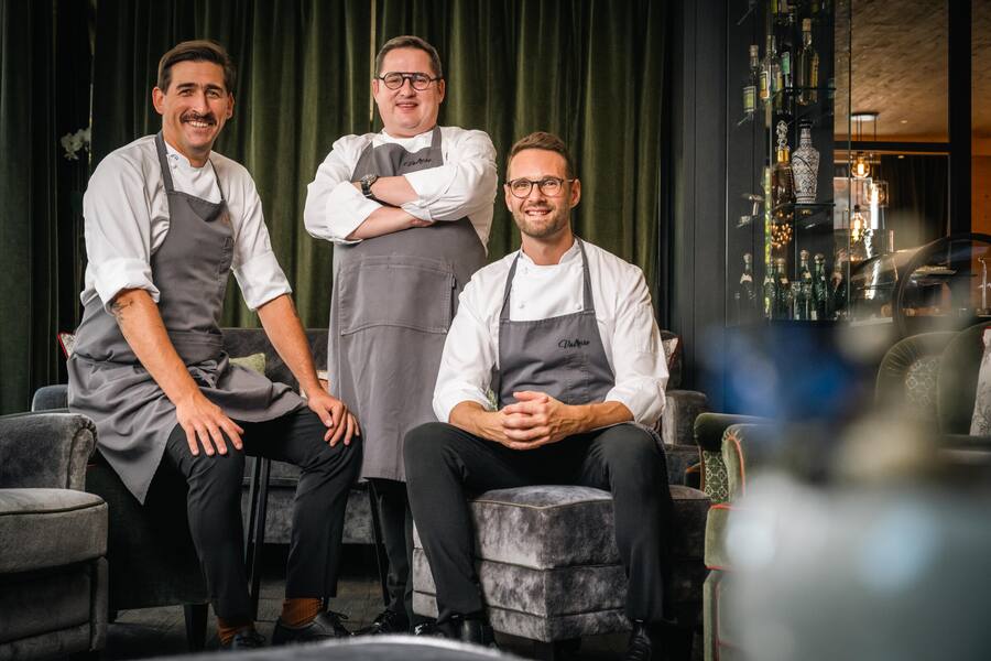 Benoit Carcenat, Restaurant Valrose 2022: Sous-Chef Victor Mories Chef de Patisserie Josselin Jacquet